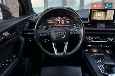 Внедорожник / Кроссовер Audi SQ5 2020 в 