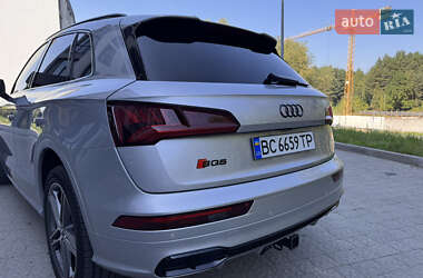 Внедорожник / Кроссовер Audi SQ5 2017 в 