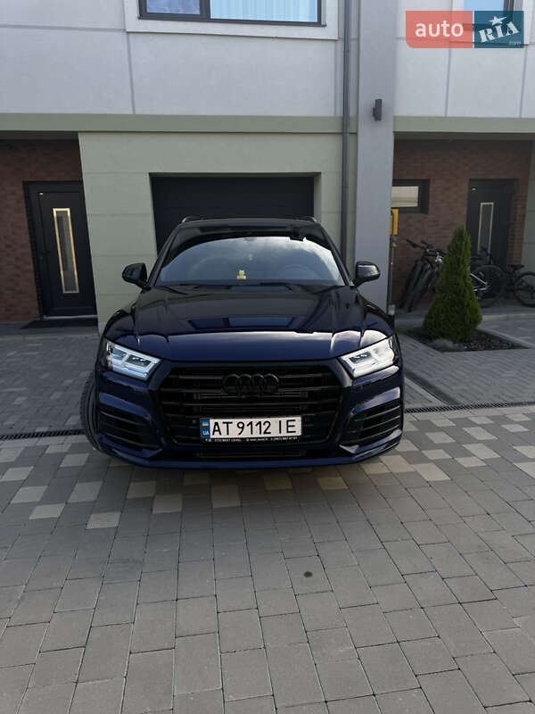 Внедорожник / Кроссовер Audi SQ5 2017 в Ивано-Франковске