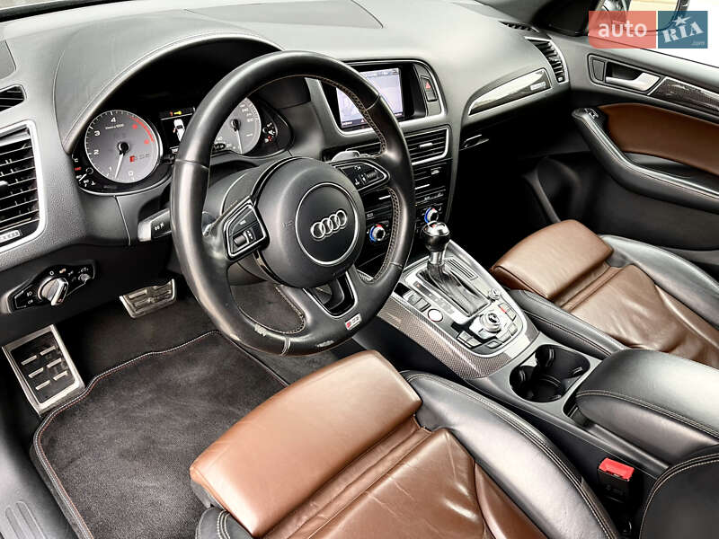 Внедорожник / Кроссовер Audi SQ5 2013 в Киеве
