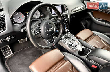 Внедорожник / Кроссовер Audi SQ5 2013 в 