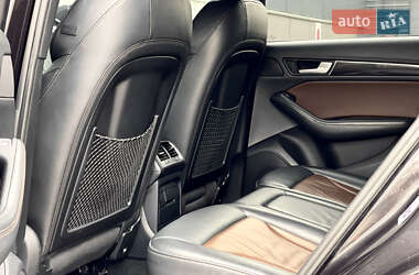 Внедорожник / Кроссовер Audi SQ5 2013 в 