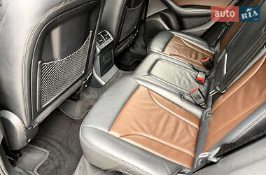 Внедорожник / Кроссовер Audi SQ5 2013 в 