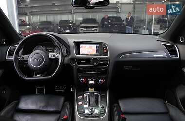 Внедорожник / Кроссовер Audi SQ5 2016 в 