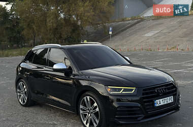 Внедорожник / Кроссовер Audi SQ5 2017 в 