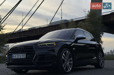 Внедорожник / Кроссовер Audi SQ5 2017 в 