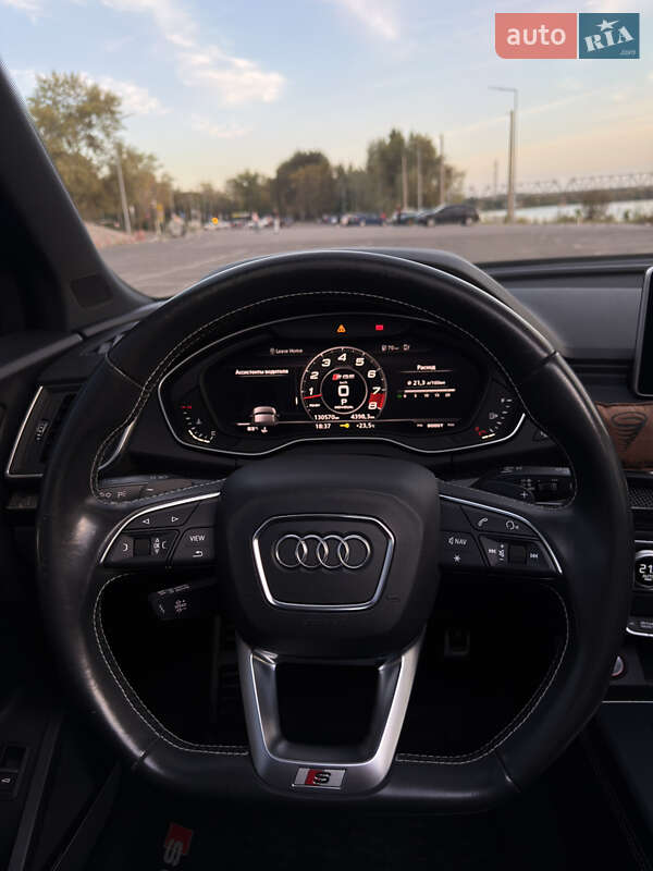 Внедорожник / Кроссовер Audi SQ5 2017 в Киеве