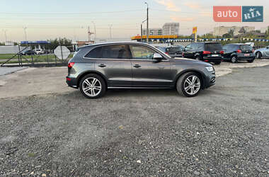 Внедорожник / Кроссовер Audi SQ5 2015 в 