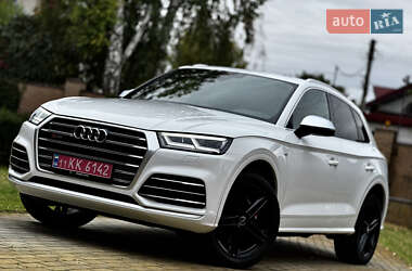 Внедорожник / Кроссовер Audi SQ5 2018 в Сумах