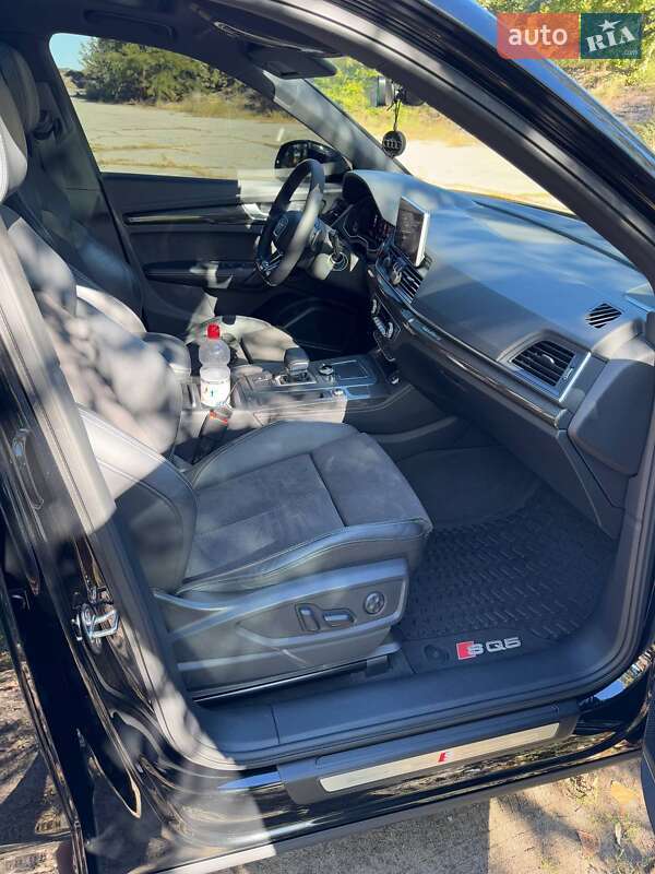 Позашляховик / Кросовер Audi SQ5 2019 в Кременчуці фото 44 Позашляховик / Кросовер Audi SQ5 2019 в Кременчуці