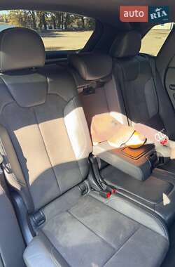 Внедорожник / Кроссовер Audi SQ5 2019 в 
