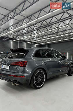 Внедорожник / Кроссовер Audi SQ5 2020 в 