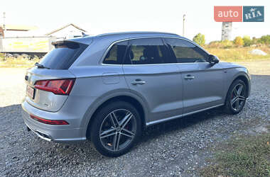 Внедорожник / Кроссовер Audi SQ5 2018 в 