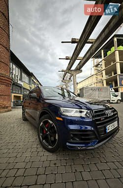 Внедорожник / Кроссовер Audi SQ5 2020 в 