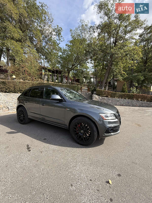 Внедорожник / Кроссовер Audi SQ5 2016 в Кропивницком
