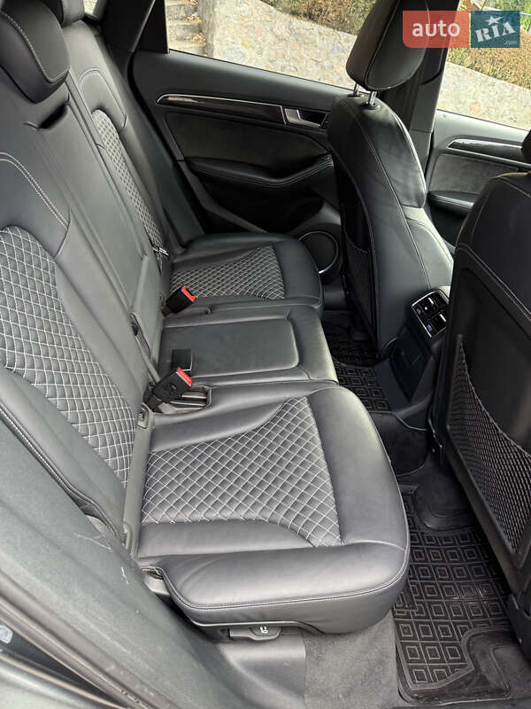 Внедорожник / Кроссовер Audi SQ5 2016 в Кропивницком