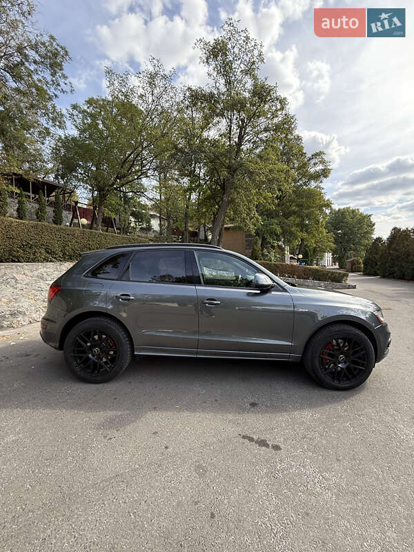 Внедорожник / Кроссовер Audi SQ5 2016 в Кропивницком