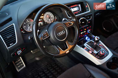 Внедорожник / Кроссовер Audi SQ5 2014 в 