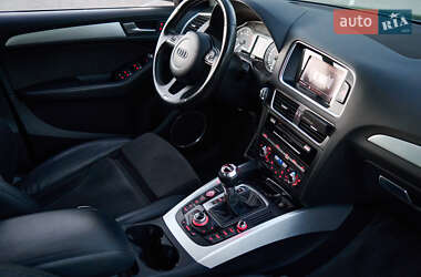 Внедорожник / Кроссовер Audi SQ5 2014 в 