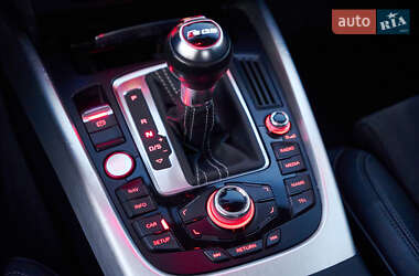 Внедорожник / Кроссовер Audi SQ5 2014 в 