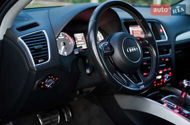 Внедорожник / Кроссовер Audi SQ5 2014 в 