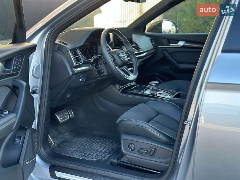 Внедорожник / Кроссовер Audi SQ5 2022 в Львове