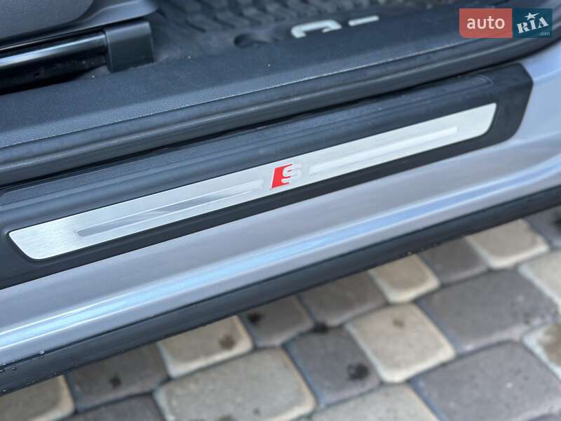 Внедорожник / Кроссовер Audi SQ5 2022 в Львове