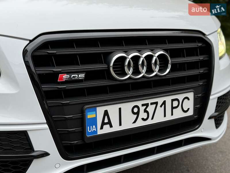 Внедорожник / Кроссовер Audi SQ5 2015 в Киеве