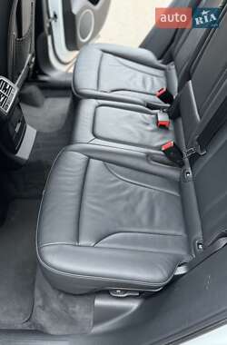 Внедорожник / Кроссовер Audi SQ5 2015 в 