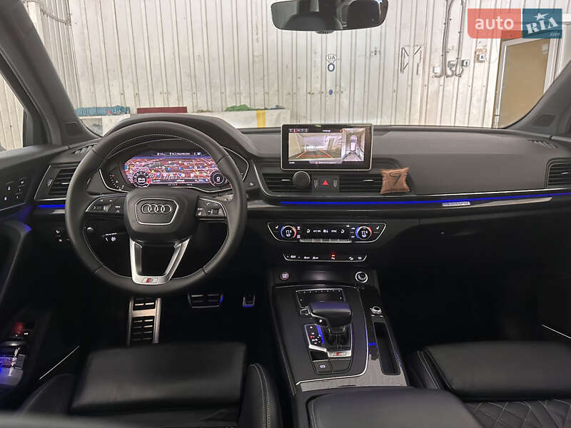 Внедорожник / Кроссовер Audi SQ5 2017 в Киеве
