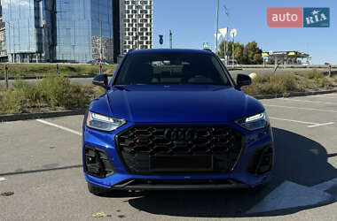 Внедорожник / Кроссовер Audi SQ5 2021 в 