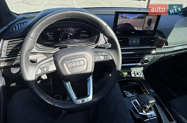 Внедорожник / Кроссовер Audi SQ5 2021 в 