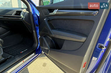 Внедорожник / Кроссовер Audi SQ5 2021 в 