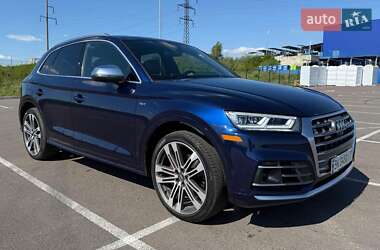 Внедорожник / Кроссовер Audi SQ5 2017 в 