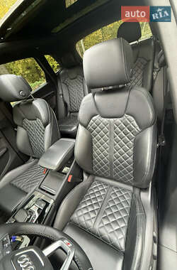 Позашляховик / Кросовер Audi SQ5 2023 в 