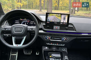 Позашляховик / Кросовер Audi SQ5 2023 в 