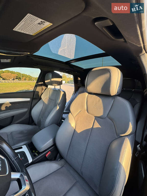 Внедорожник / Кроссовер Audi SQ5 2017 в Киеве фото 3 Внедорожник / Кроссовер Audi SQ5 2017 в Киеве