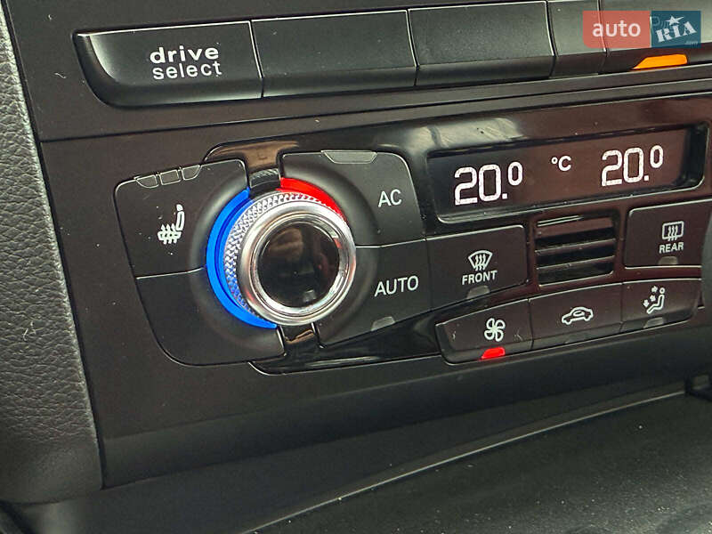 Позашляховик / Кросовер Audi SQ5 2014 в Львові