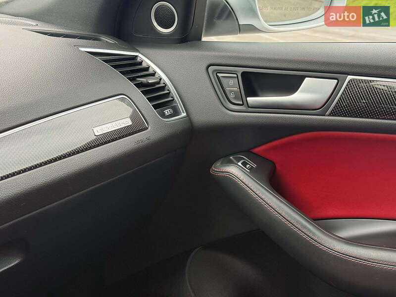 Позашляховик / Кросовер Audi SQ5 2014 в Львові