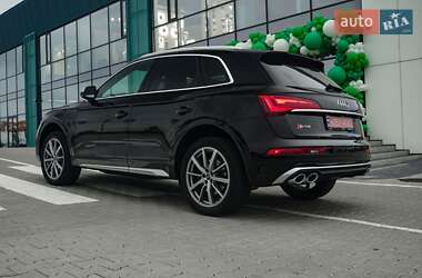 Внедорожник / Кроссовер Audi SQ5 2021 в 