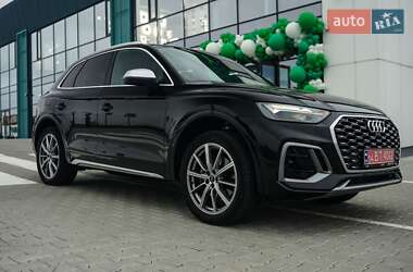 Внедорожник / Кроссовер Audi SQ5 2021 в 