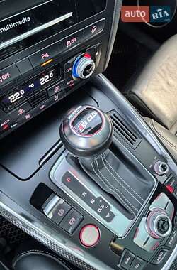 Внедорожник / Кроссовер Audi SQ5 2014 в 