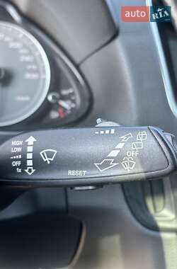 Внедорожник / Кроссовер Audi SQ5 2014 в 