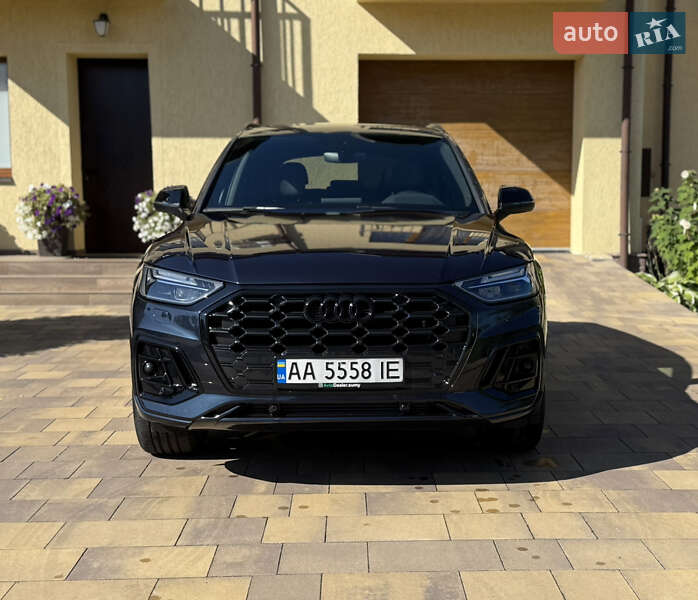 Внедорожник / Кроссовер Audi SQ5 2020 в Киеве