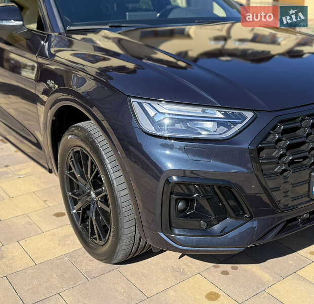 Внедорожник / Кроссовер Audi SQ5 2020 в Киеве