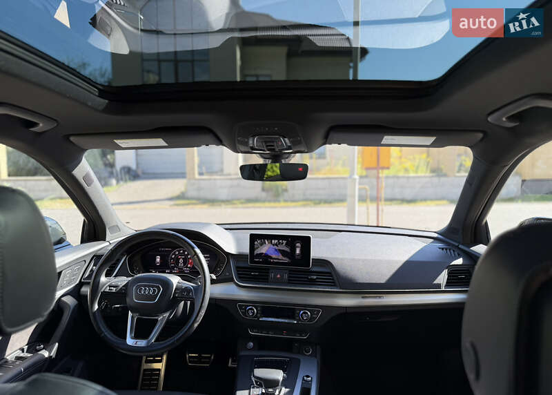 Внедорожник / Кроссовер Audi SQ5 2020 в Киеве
