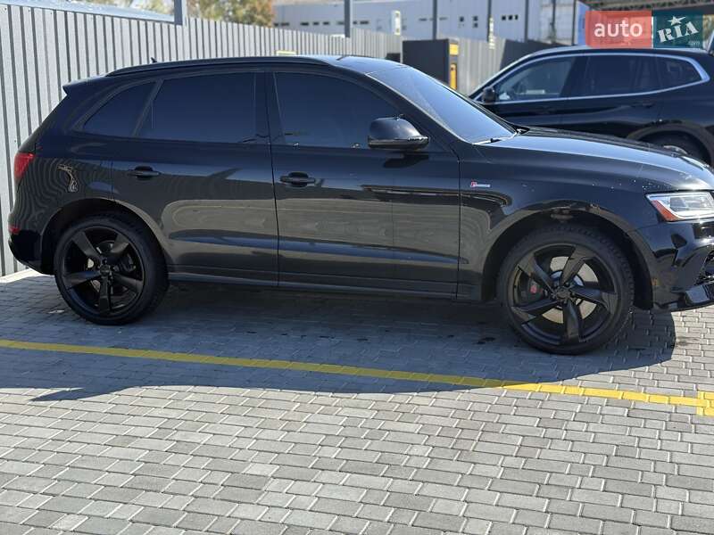 Позашляховик / Кросовер Audi SQ5 2015 в Харкові