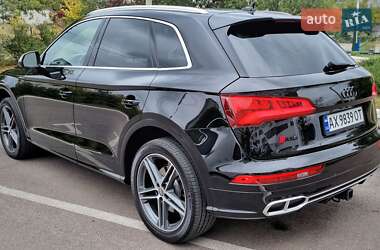 Внедорожник / Кроссовер Audi SQ5 2017 в 