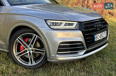 Внедорожник / Кроссовер Audi SQ5 2017 в 
