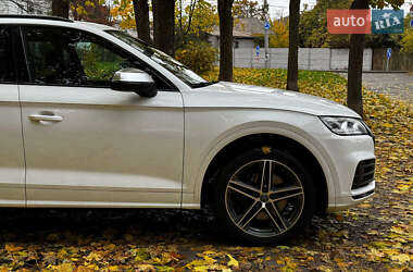 Позашляховик / Кросовер Audi SQ5 2019 в  фото 2 Позашляховик / Кросовер Audi SQ5 2019 в